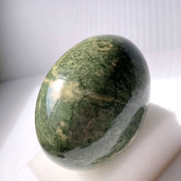 ALABASTER EGG Polished Green Marble Stone Egg with Swirls 5.4 oz - Picture 6 of 12